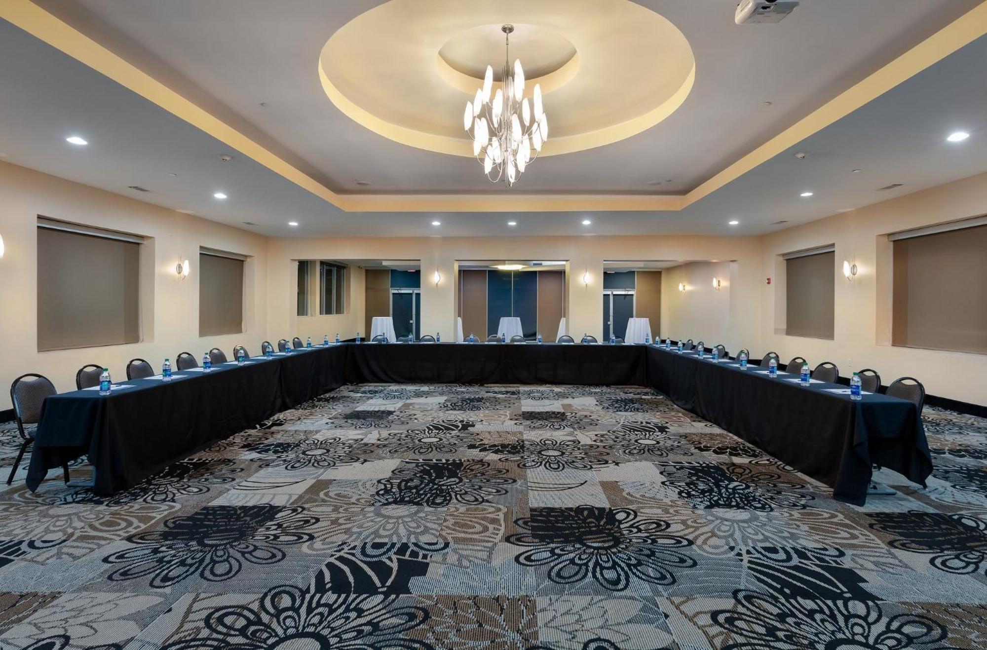 Holiday Inn Express & Suites - Atlanta Downtown By Ihg Exteriör bild